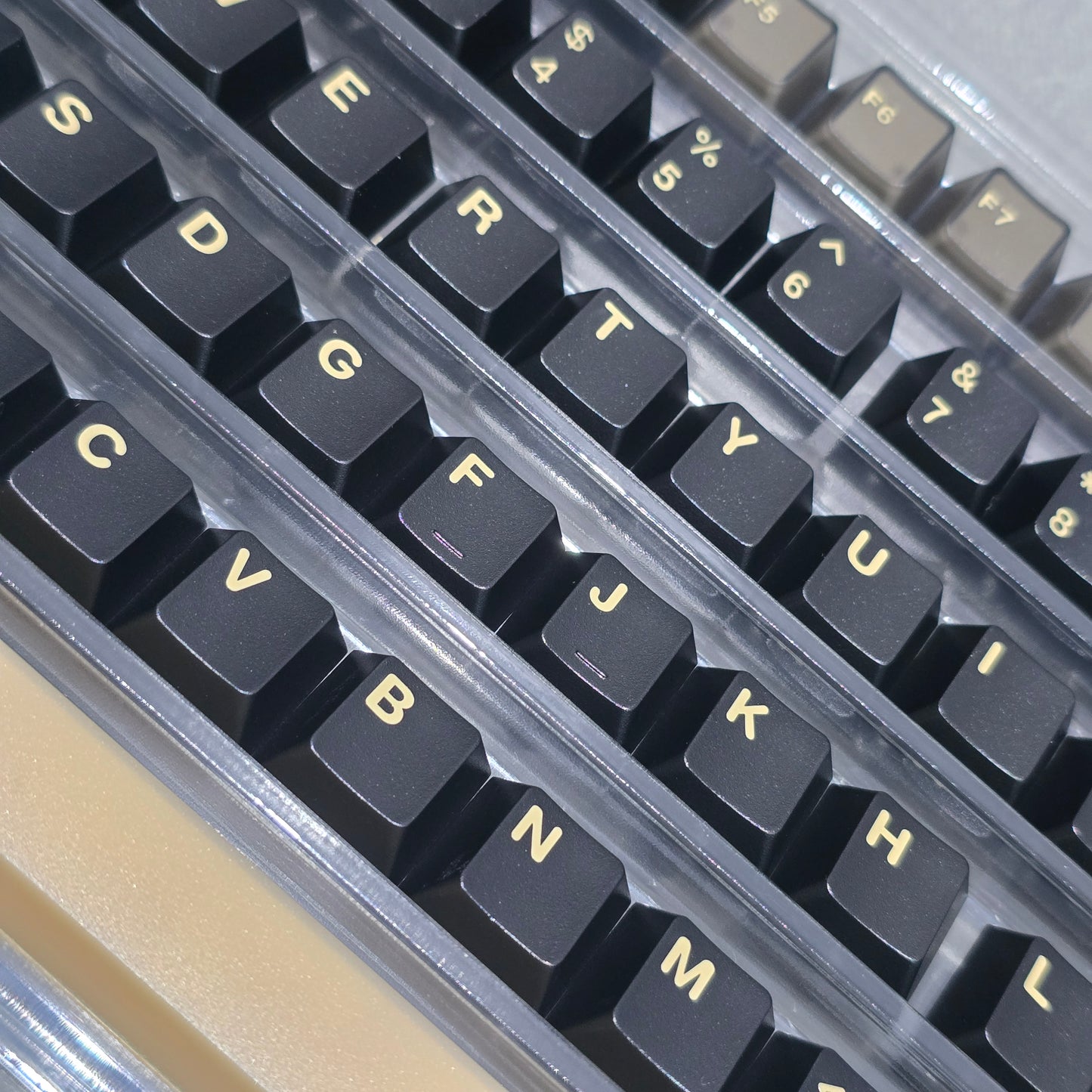 Jade Moon Dust Quality Cherry Doubleshot Keycaps